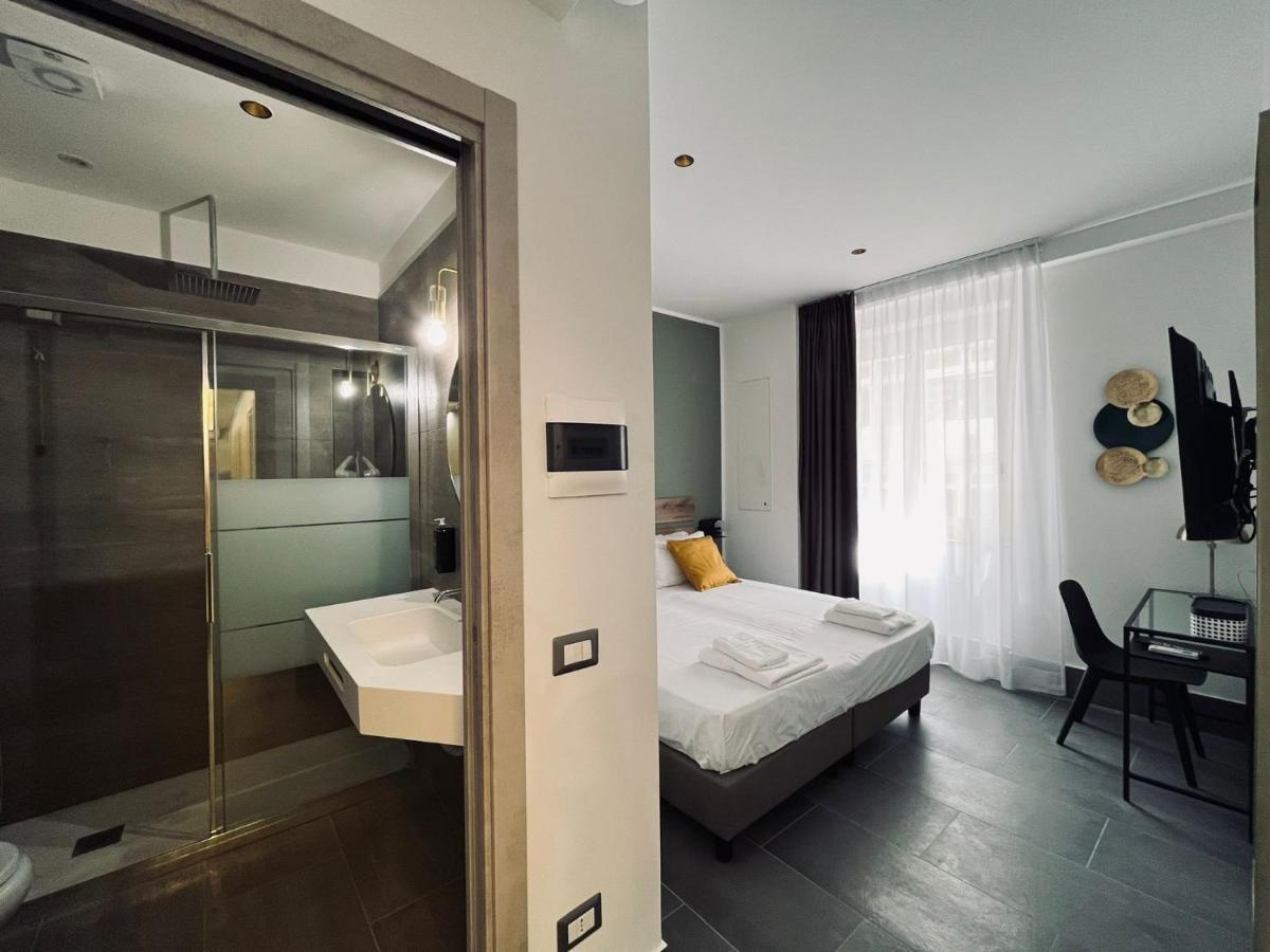 Smart Rooms เนเปิลส์ ภายนอก รูปภาพ